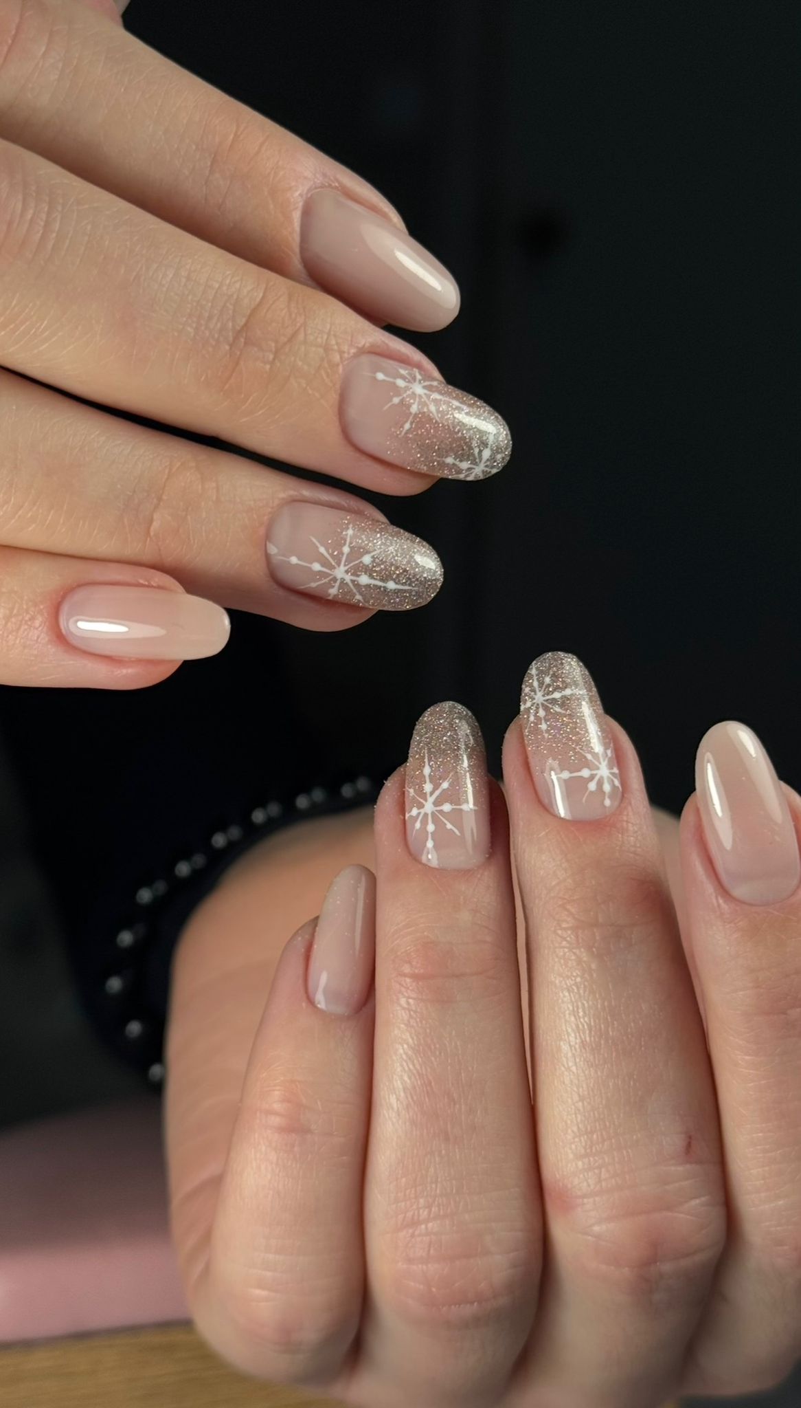 Nail art paillettes flocons nude MKnails Cannes